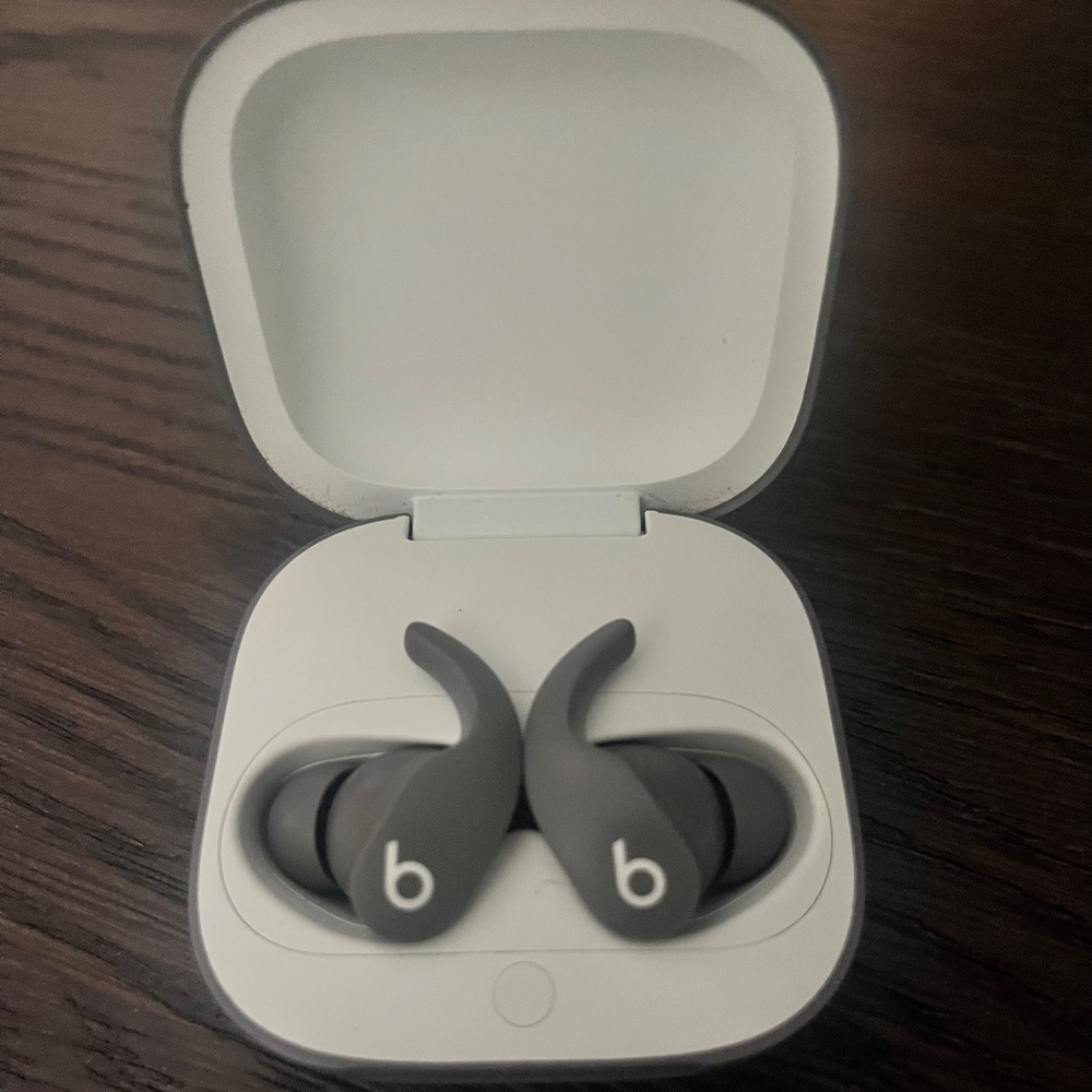 Beats by Dr. Dre Fit Pro True Wireless Earbuds Grey